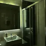 35th Floor Gem With A Sky-high View Over Apartment *