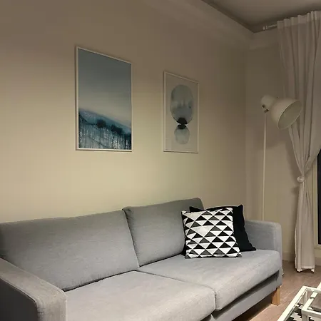 Apartment 35th Floor Gem With A Sky-high View Over *