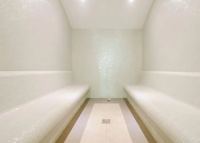 35th Floor Gem With A Sky-high View Over Apartment Skopje