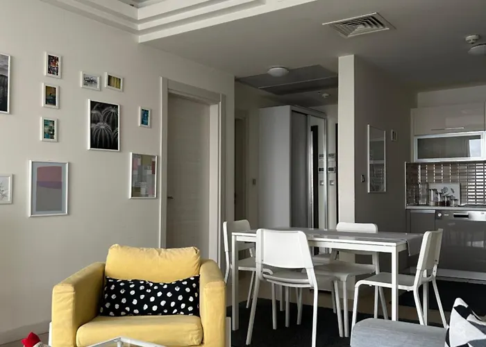 35th Floor Gem With A Sky-high View Over *